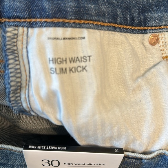 NWT 7 For All Mankind HIGH WAIST SLIM KICK WITH LONG SIDE HEM AND DESTROY, Sz 30 - Picture 8 of 10